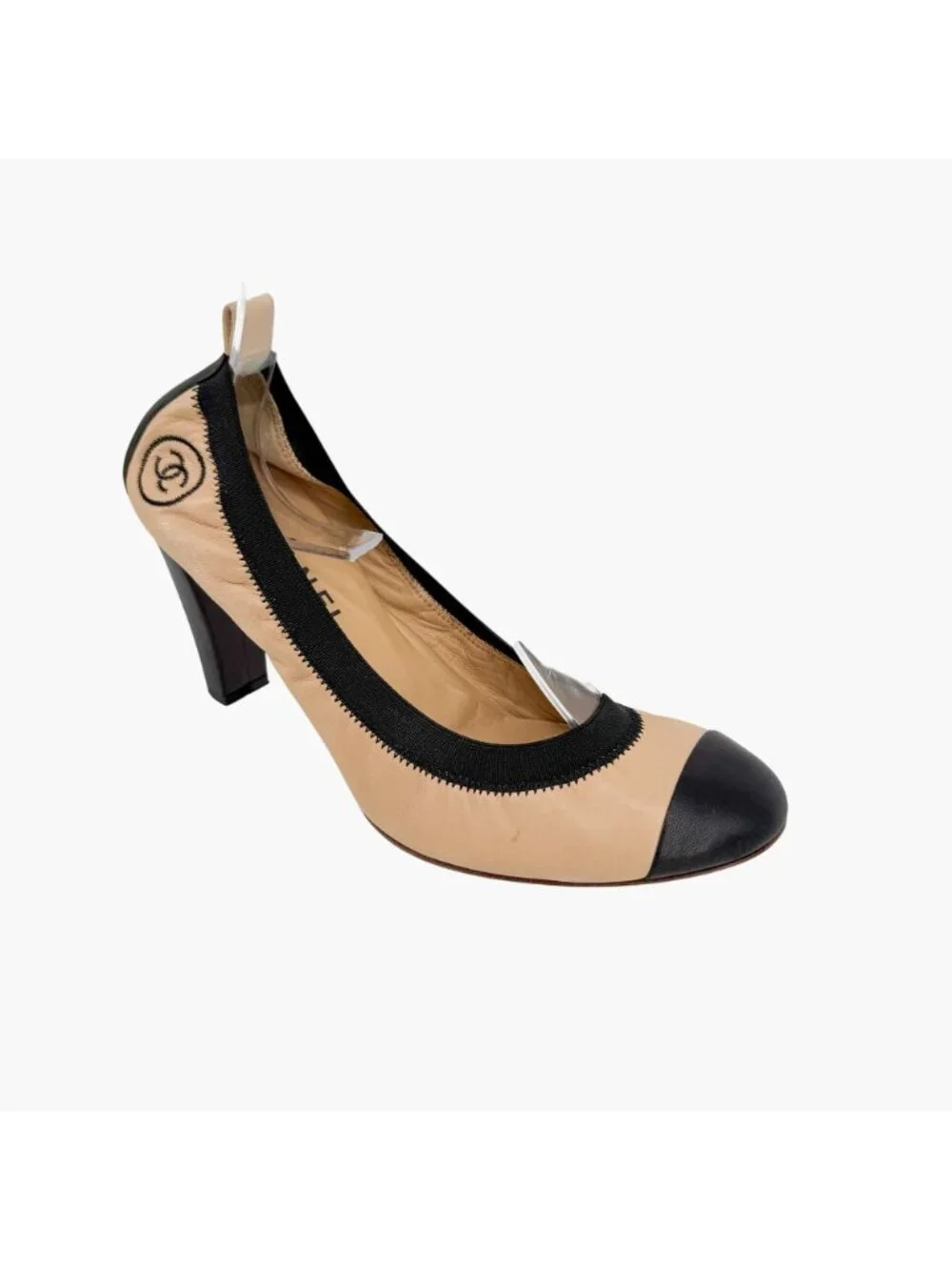 Chanel Beige Black Cap Toe CC Leather Pumps Heels Size 40 US 9-9.5 Stretch